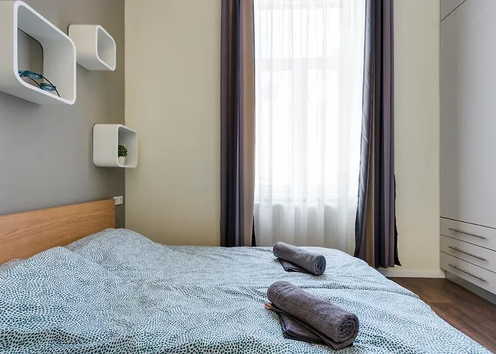 Apartament Spacious & Stylish In Downtown Budapesta