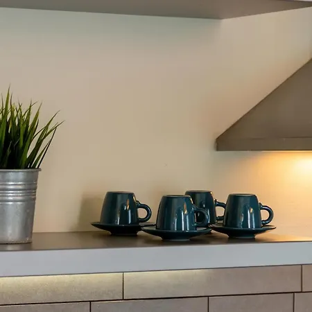 Spacious & Stylish In Downtown Апартаменты *