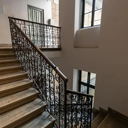 Апартаменты Spacious & Stylish In Downtown Будапешт