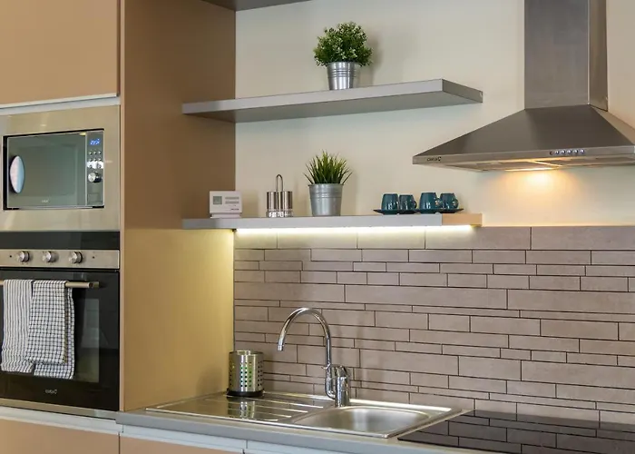 Spacious & Stylish In Downtown Апартаменты