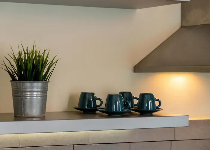 Spacious & Stylish In Downtown Апартаменты *
