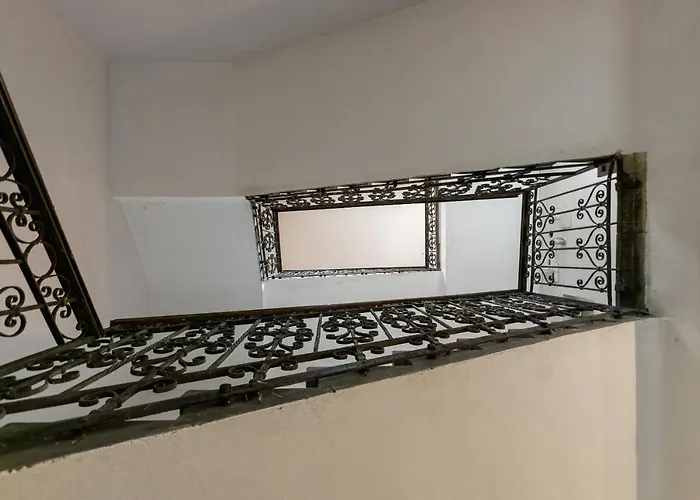 Lejlighed Spacious & Stylish In Downtown *