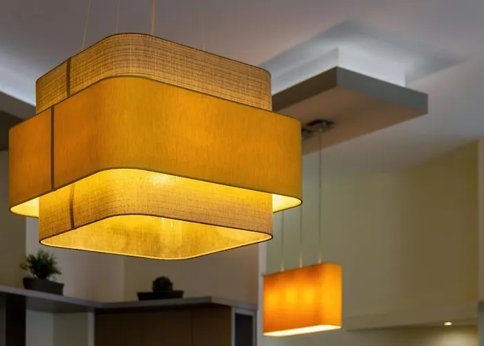 Spacious & Stylish In Downtown *