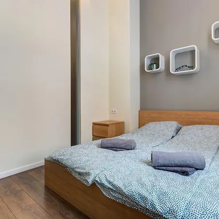 Spacious & Stylish In Downtown Lejlighed