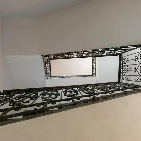 Lejlighed Spacious & Stylish In Downtown *